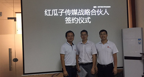 隊(duì)伍壯大的越來(lái)越快，要抓緊跟上你們的步伐